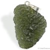 Moldavite en pendentif, pierre d'ouverture du coeur