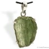 La Moldavite est par excellence la pierre d’ouverture du cœur, en pendentif argent