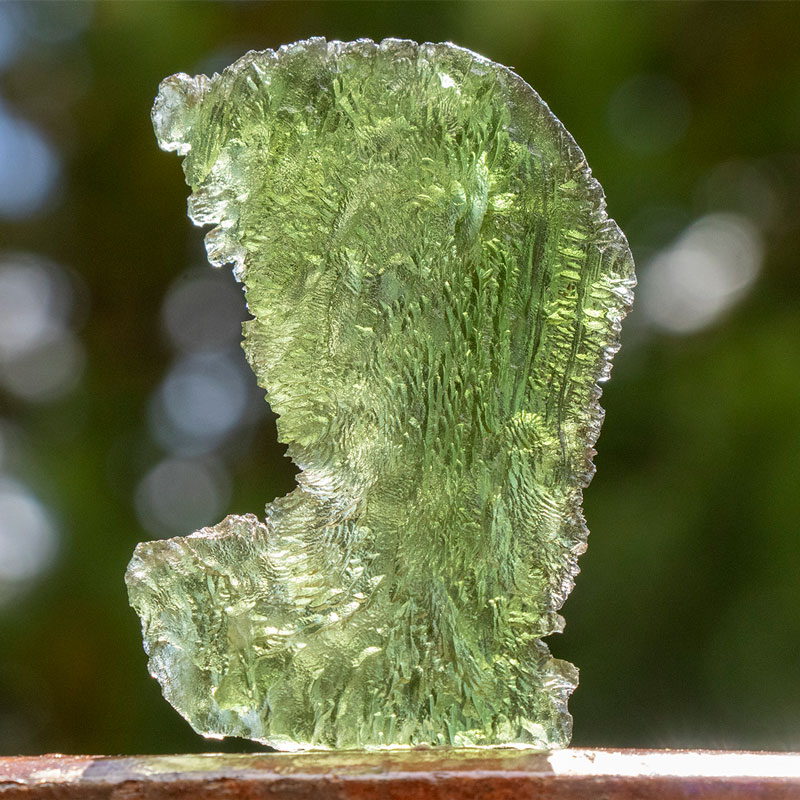 Moldavite transparence